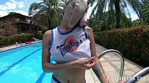 Lola Bunny's Helen Star Drenched in Outdoor Pool Tease