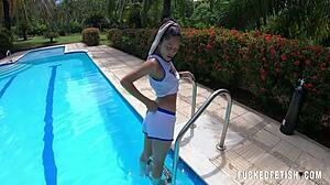 Lola Bunny's Helen Star Drenched in Outdoor Pool Tease