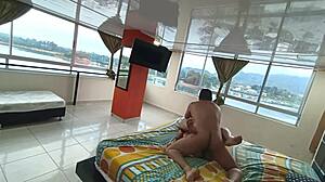 en el hotel con la esposa de mi jefe... compartimos cama y le di toda mi leche adentro fullonxred