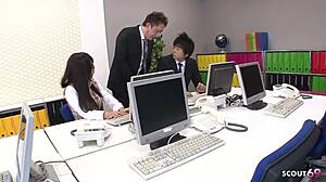 hairy pussy office girl seduces boss for uncensored desk creampie ride