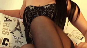 Karla shares deep emotions in latina web chat session