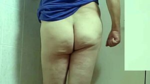 Sexy Crossdressing Amateur Zea812 Ass Tease Update