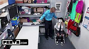 Security Officer Forces Masked Thief Hannah to Submit with Creampie