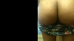 Married housewife brunette sucks cock in kitchen