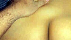 brazilian milf pussy relaxed during back massage