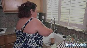 mature bbw wife lacy bangs gets her tight ass and pussy stretched wide open