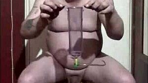 i love showing off my body and swallowing every drop shyly
