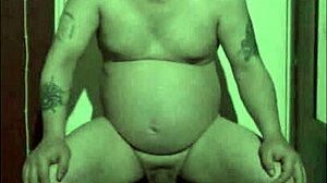 i love showing off my body and swallowing every drop shyly