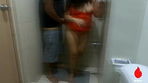 boyfriend gone i fuck friend in bathroom for cum bukkake bath!