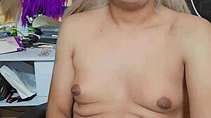 linda navideña transexual's rica tetas got me hooked