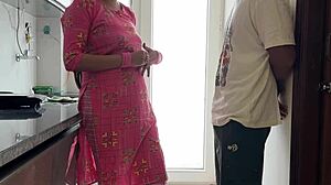 chachi, teri badi gand ko maine condom laga kar choda