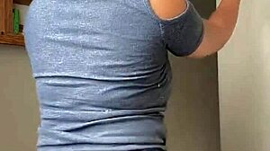 Mexican Latina Teen's Huge Ass In Leggings