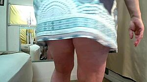 dawnskye1962's green caged panties lead to fingering orgasm mail tease