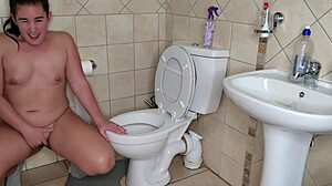 bbw tells ya lick public toilet cum countdown listen up
