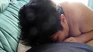 Amateur blowjob ends in massive facial cumshot