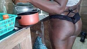 chocolates pussy exposed in discreet homemade footage