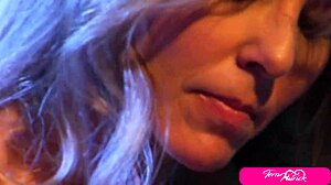 Hey Julia Ann, those tanned curves ride wild?