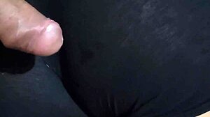 Hey, Doña Mary shares her ass for that homemade anal fun with neighbor