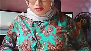 morning hijab shemale strokes cock teasingly