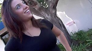 pretty brunette porsha blaze sucks fucks in limo backseat?