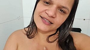 você me foderia com essa latina hairy ass no celular? comenta paty bumbum!