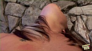 sexy fionna and gorgeous cassandra cruz share hot lesbian fun