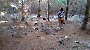 fucking beautiful huge ass bbw outdoors in woods exhibitionist