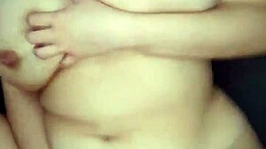 mi hermanastra begs me to fuck her hard in the living room before mom gets home 😈🍑💦