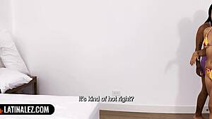 latina teen 18+ tastes stepsis cunt first lesbian lick orgasm homemade