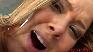 amber peach's huge juicy ass worshipped and licked nonstop