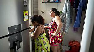 Lesbian Roommates Kiss Lick Suck Fat Pussies Dorm Game