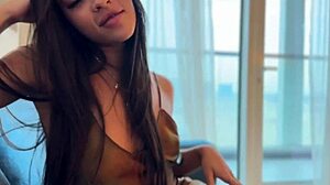 Colombian cutie dubai blowjob swallows cum after steamy foot massage