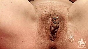 i shave my pussy smooth in the bathroom
