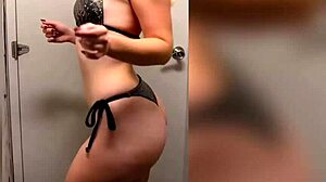 40 young stepsisters? watch her bounce ass in changing room!