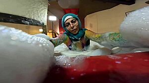Mia Niqab's Pussy to Mouth Ride in Jacuzzi