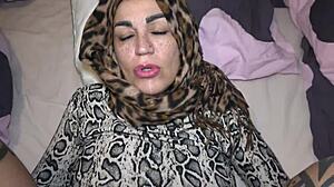 Hijab-Wearing Big Ass Arab Stepmom Fucks 19yo Stepson Doggystyle