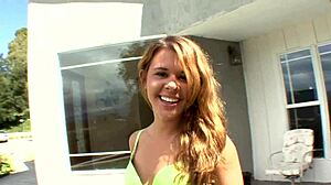 elizabeth bentley loves pussy licked before hard cock ride?