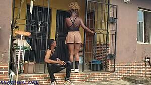 whoa, fucking my ebony neighbor babe cowgirl while bf waits 😈🍑
