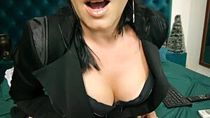 Milfycalla's fetish blowjobs tempt cheating Latina wife