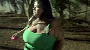 mamei meu marido em publico no mato with big ass