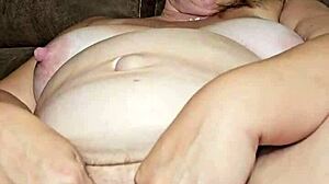 watch thick preggo milf squirt hard