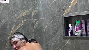 Tomando banho pela primeira vez na minha banheira
