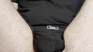 analaddict has fun with anal plugs and gaping