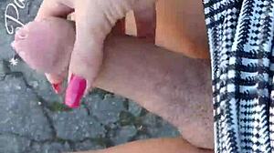 paloma veiga shows her 22cm and wants it hard