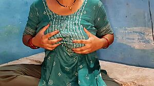 big boobs bhabhi play with her boobs
