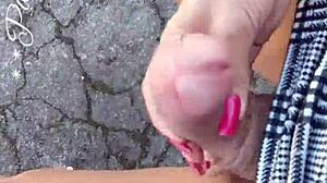 paloma veiga shows her 22cm and wants it hard