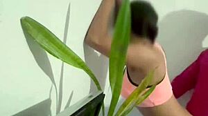 cogiendome a la muchachita de limpieza contratada