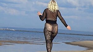 black style flashing big ass on the beach