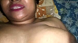 indian housewife wet pussy squirts after quickie