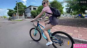 pretty girlfriend gets nude and sucks dick outdoors